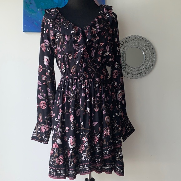 American Rag Dresses & Skirts - American Rag Junior's Small Printed Ruffle Trim Wrap Dress Black floral preloved